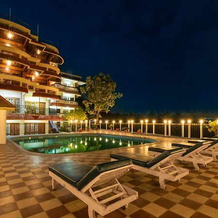 Atreya Ayurveda Beach Retreat Kovalam Exterior foto